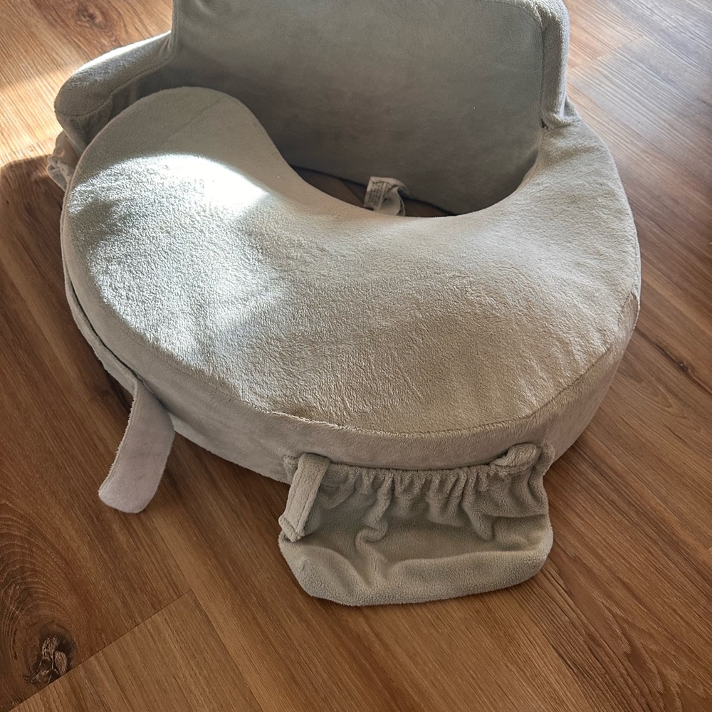 Comfortable Gray Nursing Pillow